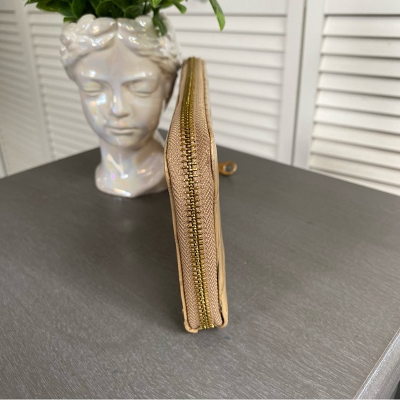 Abas Croc Leather Zip Wallet - Picture 5 of 10